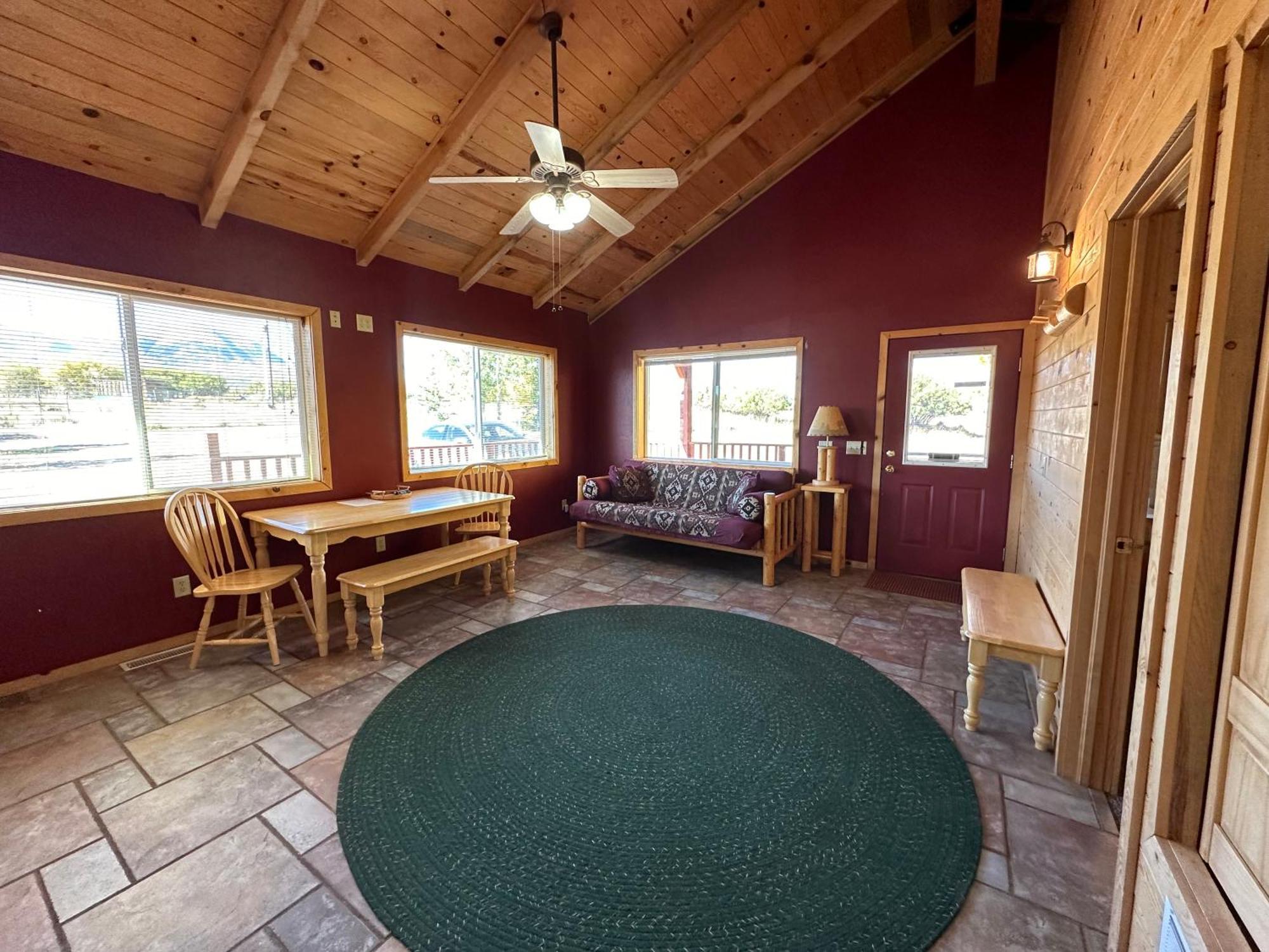 Mount Peale Country Inn La Sal Kültér fotó